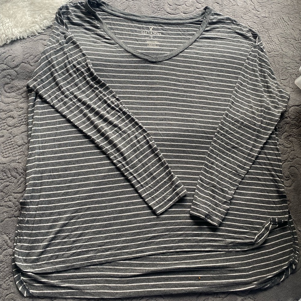 American Eagle Long Sleeve Tee Size S